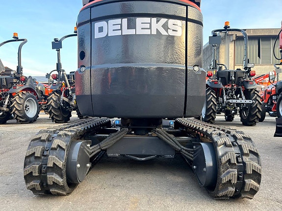 S100 Minigrävare 1.0 ton, Kubota 3-cylindrig motor 3 of 12