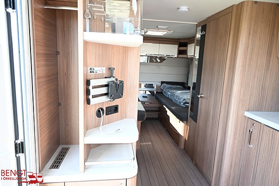 Knaus Scandinavian Selection 590 UE | Mover | Markis 15 of 19