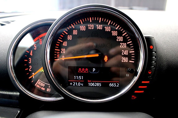 MINI Clubman Cooper D 6 of 25
