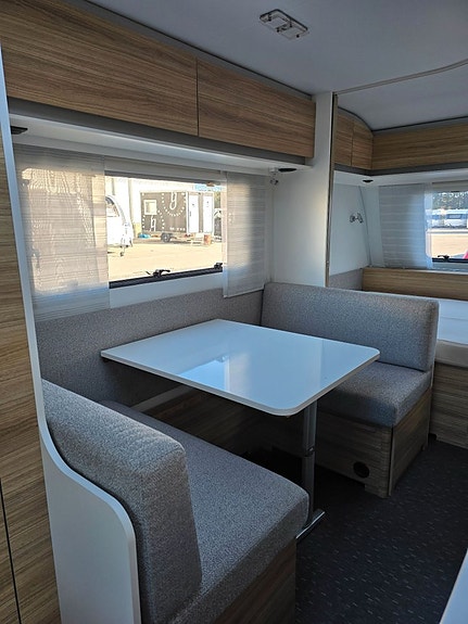 Adria Altea 542 PK *Barnkammare *Förtält *1 ägare 17 of 25