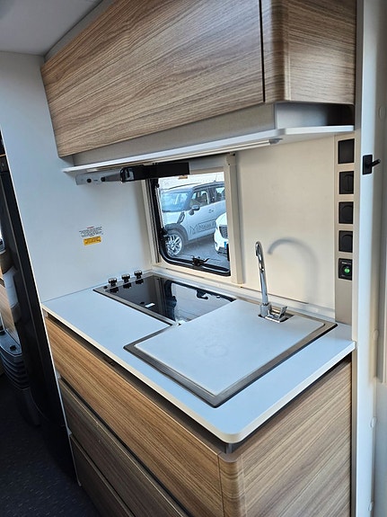 Adria Altea 542 PK *Barnkammare *Förtält *1 ägare 14 of 25