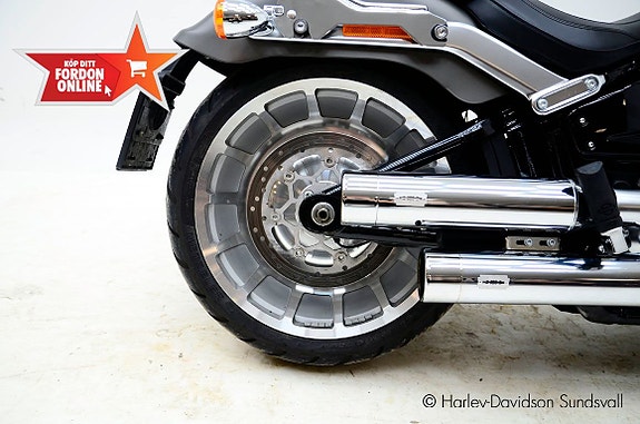 Harley-Davidson Fatboy 114 *Hemleverans* 5 of 10