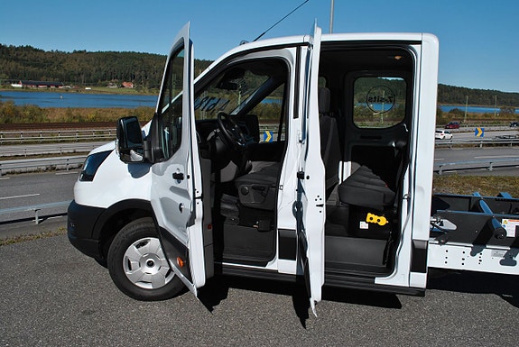 Ford Transit 6 of 21