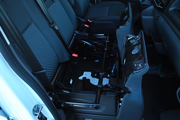 Ford Transit 12 of 21