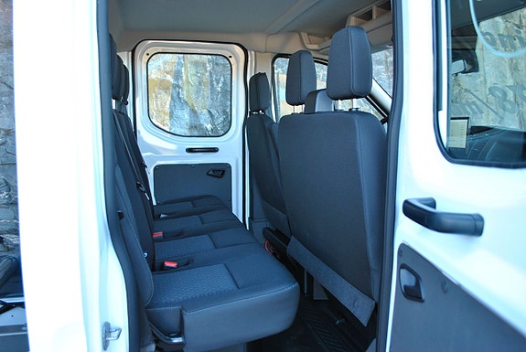 Ford Transit 14 of 21