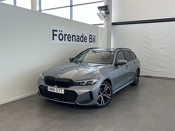 BMW 330e