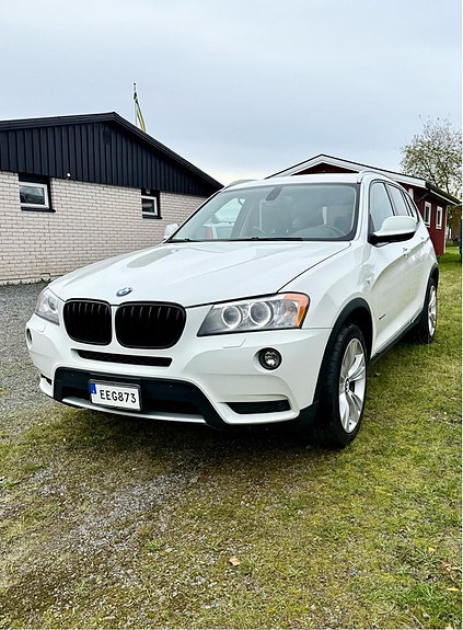 BMW X3 3 of 8