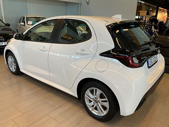 Mazda 2 6 of 13