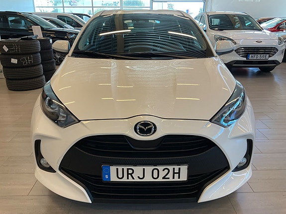 Mazda 2 2 of 13