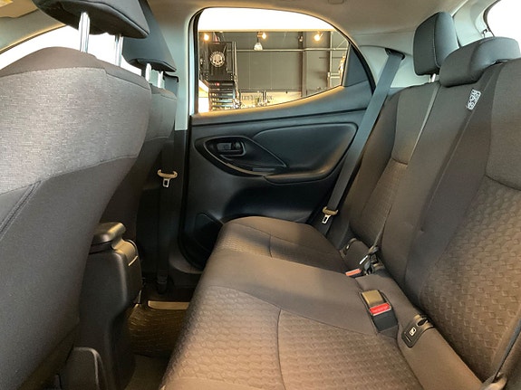 Mazda 2 12 of 13