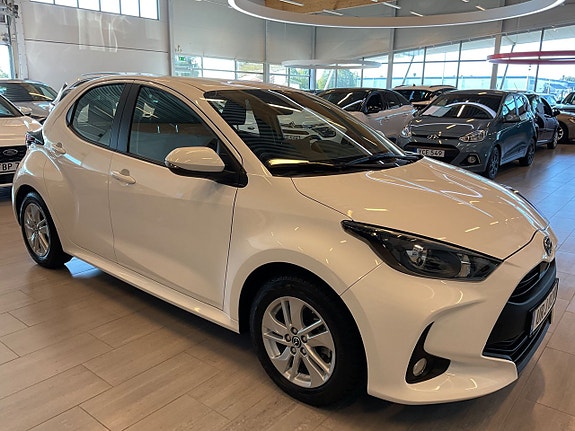 Mazda 2 3 of 13