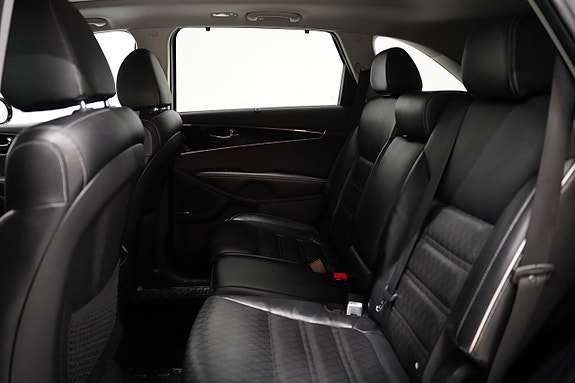 Kia Sorento 24 of 29