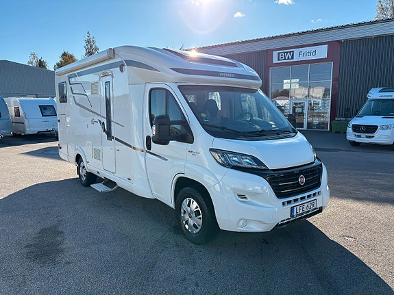 Hymer T 578 GL Långbäddar - B-kort - Stort garage - Smidig!