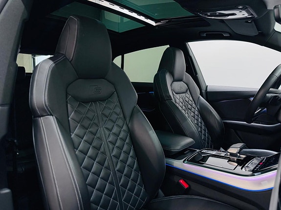 Audi Q8 6 of 22