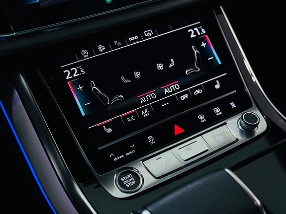 Audi Q8 13 of 22