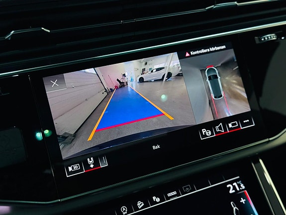 Audi Q8 20 of 22