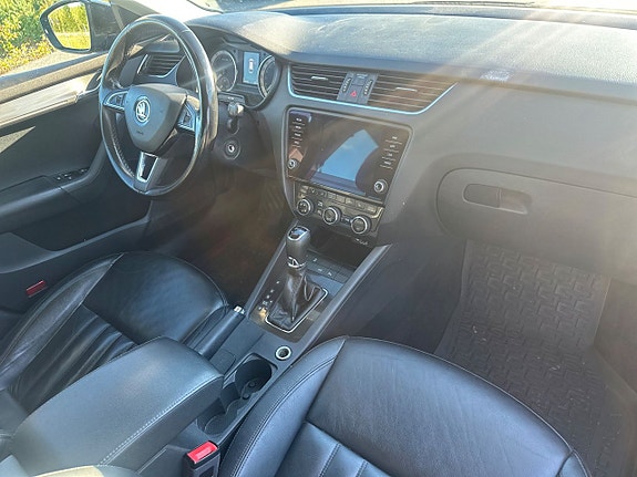 Skoda Octavia 3 of 5