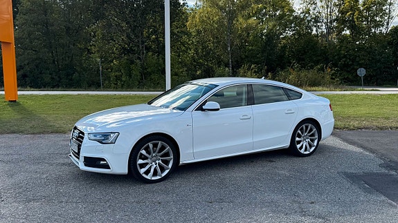 Audi A5 4 of 5