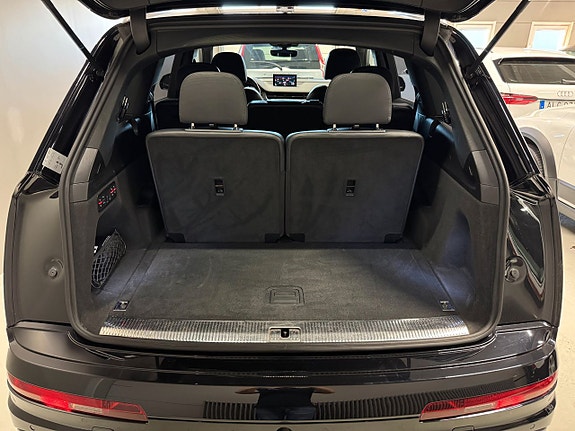 Audi Q7 21 of 23