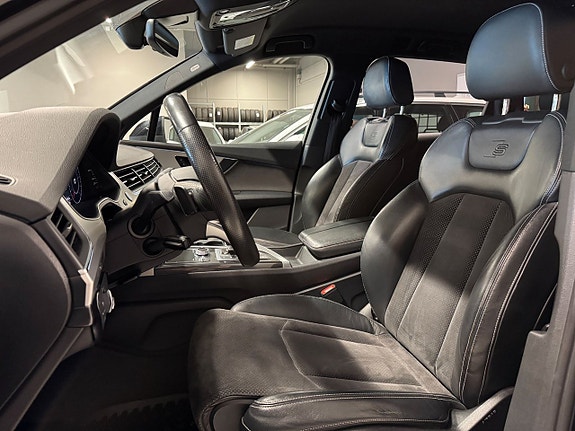 Audi Q7 15 of 23