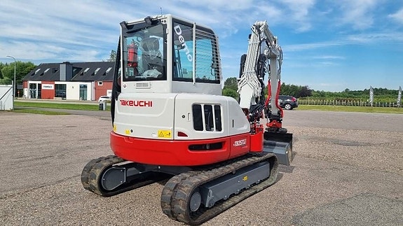 Takeuchi TB 257 FR 7 of 14