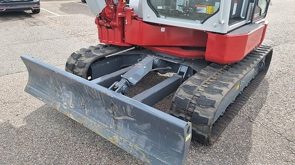 Takeuchi TB 257 FR 5 of 14