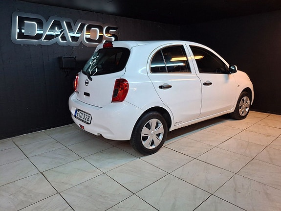 Nissan Micra 4 of 5