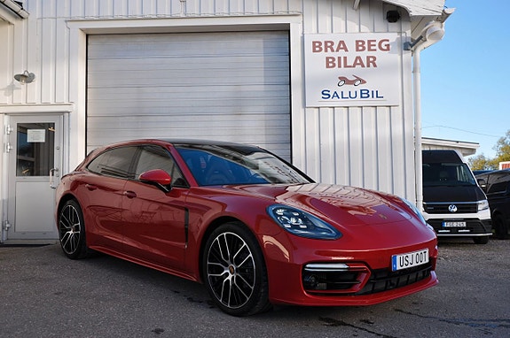 Porsche Panamera 4