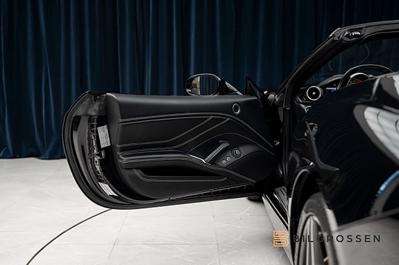 Ferrari California T 15 of 27