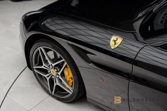 Ferrari California T 12 of 27