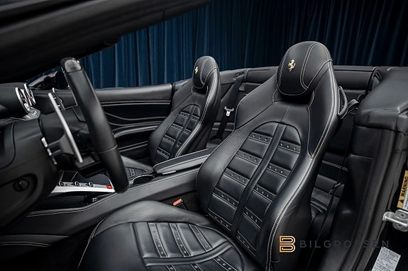 Ferrari California T 18 of 27