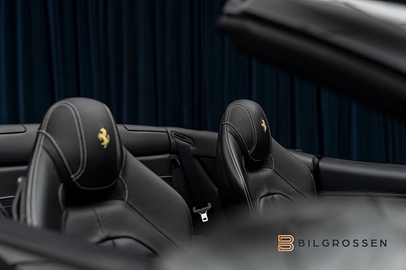 Ferrari California T 14 of 27