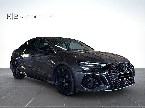 Audi RS3 8 of 17