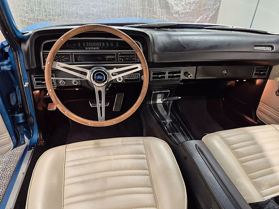 Ford Torino 6 of 19