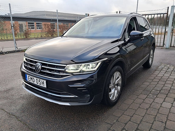 Volkswagen Tiguan 3 of 5