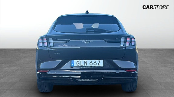 Ford Mustang Mach-E 7 of 14