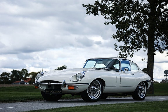 Jaguar E-TYPE 2 of 5