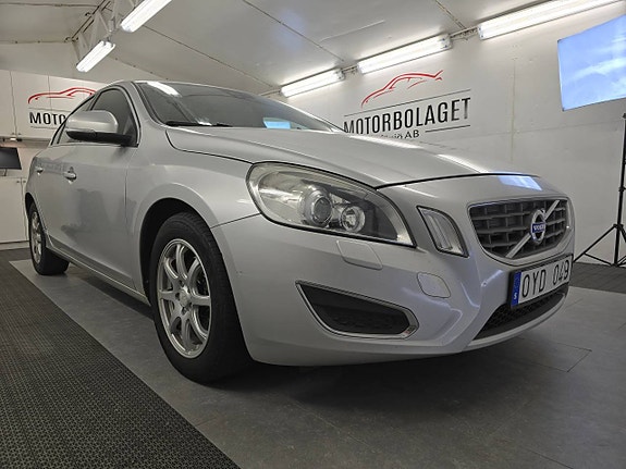 Volvo S60 D2 Man *2012 *Atraktor 4 of 5