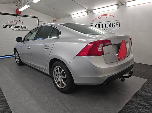 Volvo S60 D2 Man *2012 *Atraktor 2 of 5