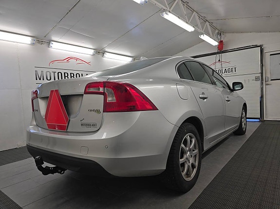 Volvo S60 D2 Man *2012 *Atraktor 3 of 5
