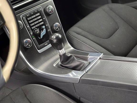 Volvo S60 D2 Man *2012 *Atraktor 6 of 9