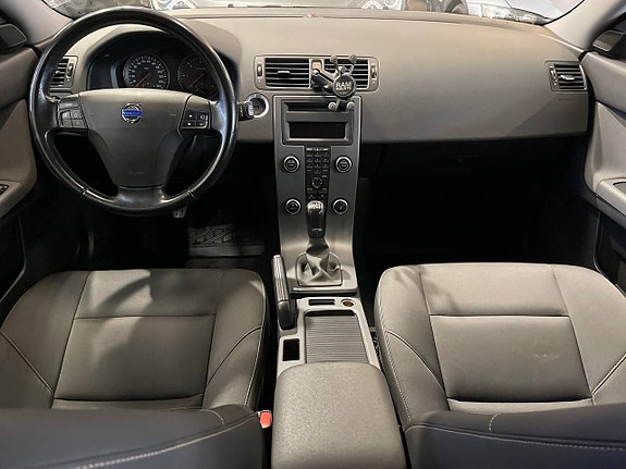 Volvo V50 12 of 13