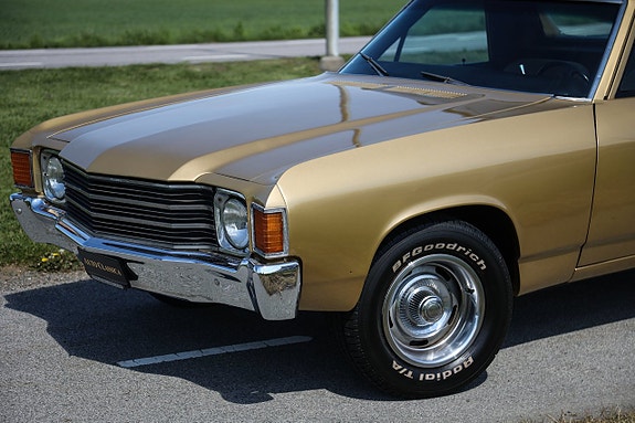 Chevrolet El Camino 10 of 17