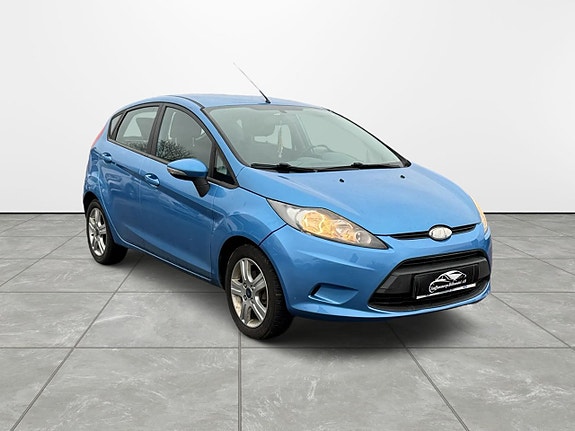 Ford Fiesta 3 of 5
