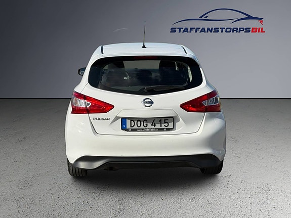 Nissan Pulsar 6 of 12