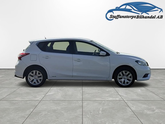 Nissan Pulsar 4 of 5