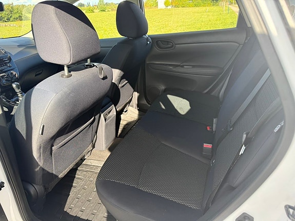 Nissan Pulsar 11 of 12