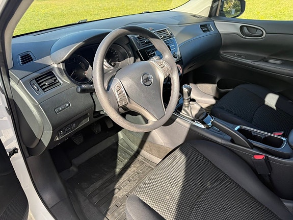 Nissan Pulsar 9 of 12