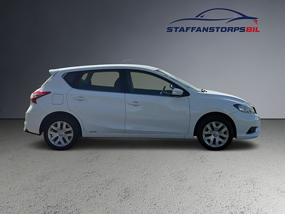 Nissan Pulsar 4 of 12