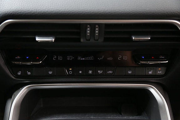 Mazda CX-60 21 of 25